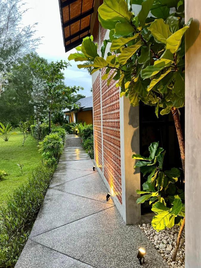 Hotel The Mantra Navi Ko Lanta Exteriér fotografie